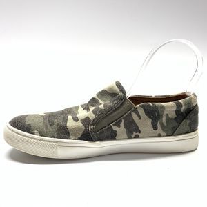 Slip-On Camo Canvas Sneakers - Olive Camo